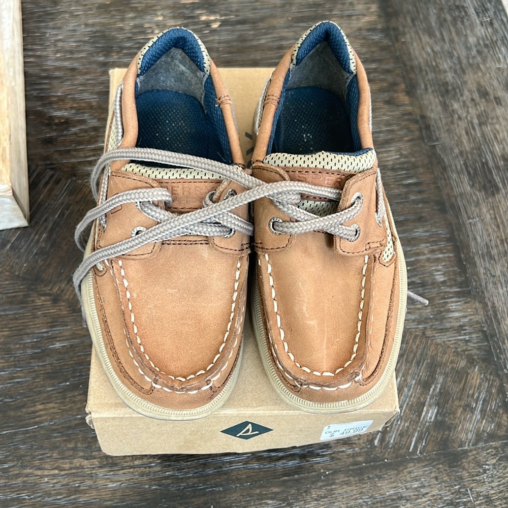 Used with box, Sperry, Boys size 10 (Tan)